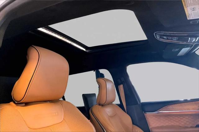 2025 Jeep Grand Cherokee L Summit Reserve 4x4