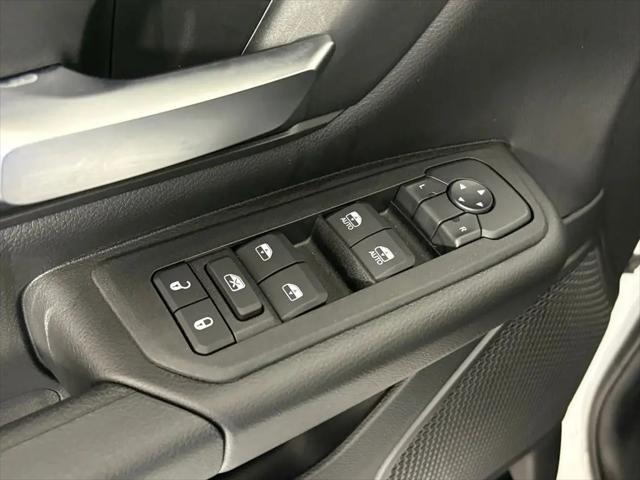 2026 Ram 1500 Express Crew Cab 4x4 57 Box