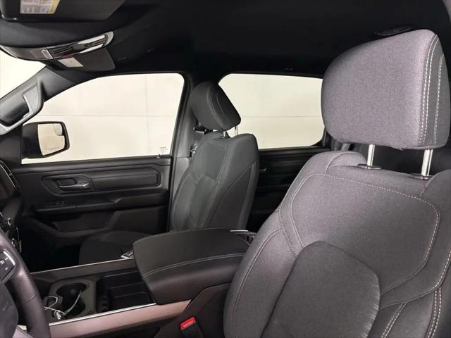 2026 Ram 1500 Express Crew Cab 4x4 57 Box