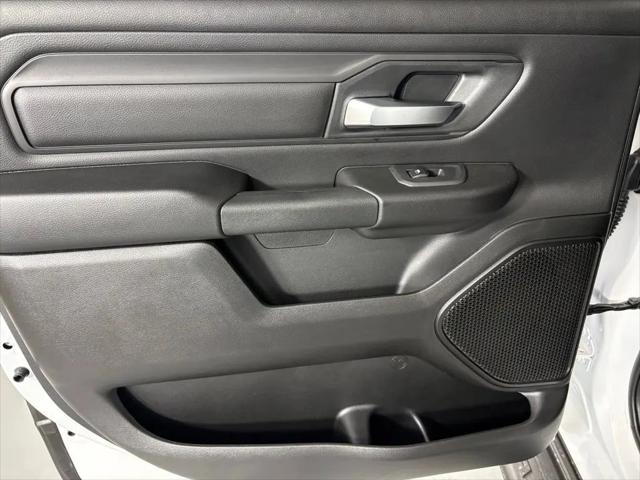 2026 Ram 1500 Express Crew Cab 4x4 57 Box