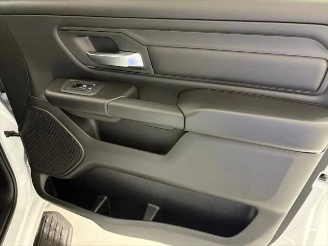 2026 Ram 1500 Express Crew Cab 4x4 57 Box