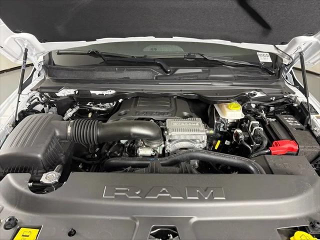 2026 Ram 1500 Express Crew Cab 4x4 57 Box