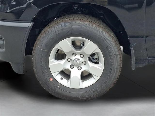 2026 Ram 1500 Tradesman Crew Cab 4x4 57 Box