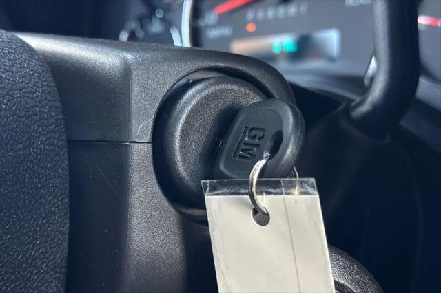 2026 Chevrolet Express Cargo Van 2500 Regular Wheelbase, WT, RWD