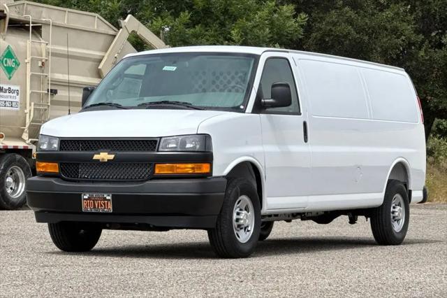 2026 Chevrolet Express Cargo Van 2500 Extended Wheelbase, WT, RWD