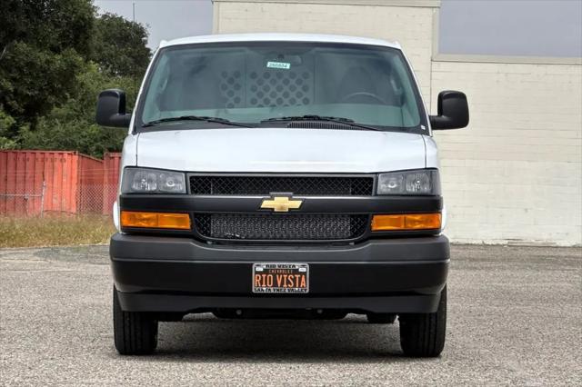 2026 Chevrolet Express Cargo Van 2500 Extended Wheelbase, WT, RWD