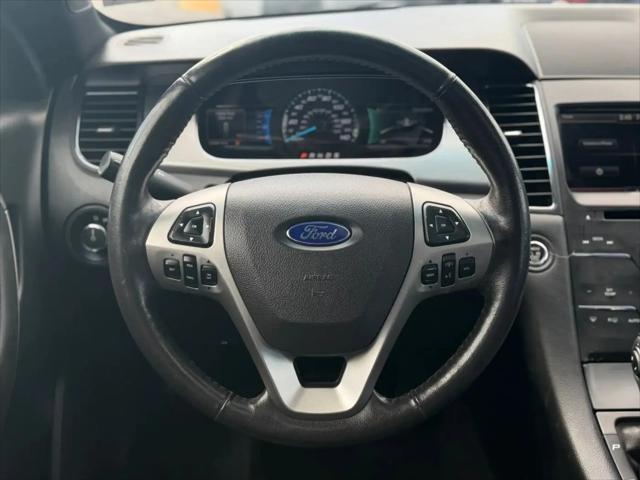 2015 Ford Taurus SEL