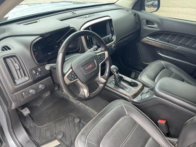 2022 GMC Canyon 4WD Crew Cab Short Box Denali