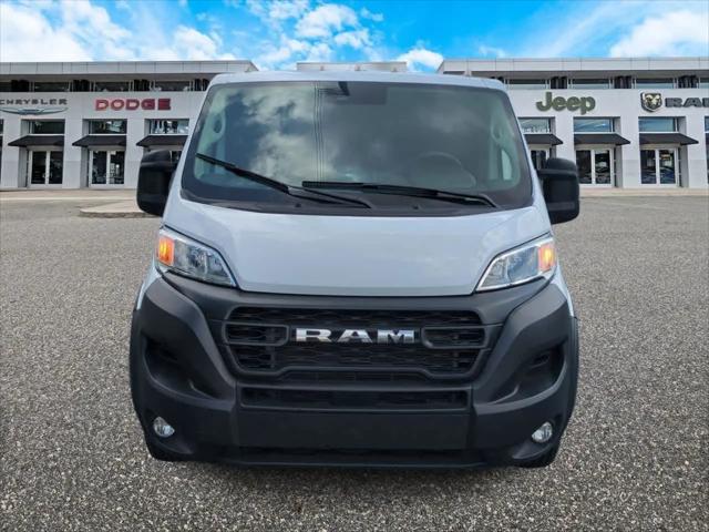2025 Ram ProMaster 2500 Cargo Van Tradesman Low Roof 136" WB w/Pass Seat