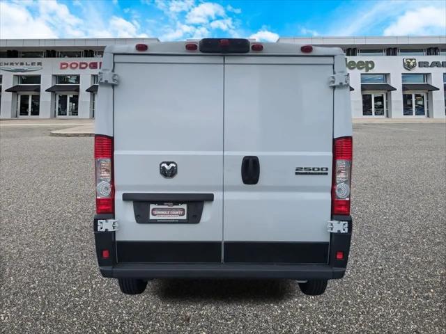 2025 Ram ProMaster 2500 Cargo Van Tradesman Low Roof 136" WB w/Pass Seat