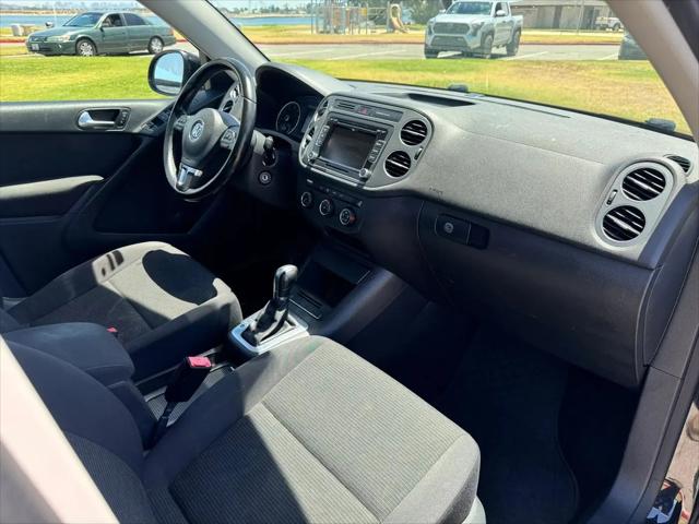 2015 Volkswagen Tiguan S