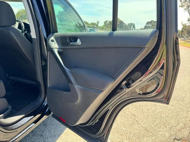 2015 Volkswagen Tiguan S