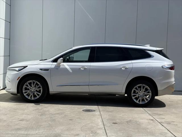 2024 Buick Enclave Essence AWD