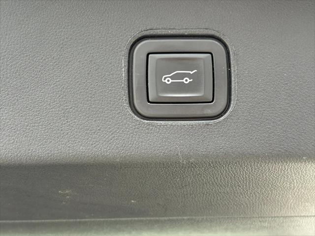 2024 Cadillac iQ Luxury w/1SE