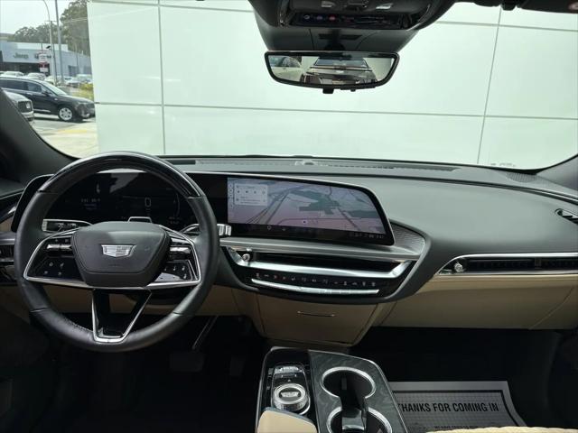2024 Cadillac iQ Luxury w/1SE