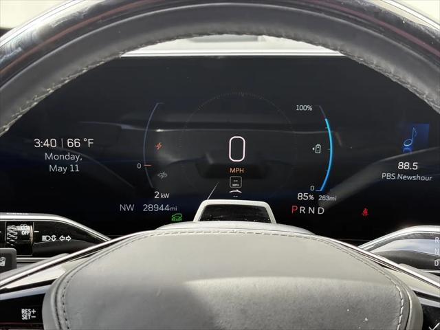 2024 Cadillac iQ Luxury w/1SE