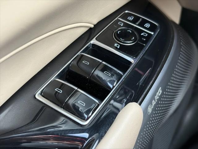 2024 Cadillac iQ Luxury w/1SE