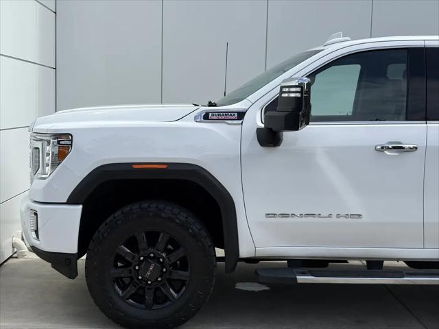 2022 GMC Sierra 2500HD 4WD Crew Cab Standard Bed Denali