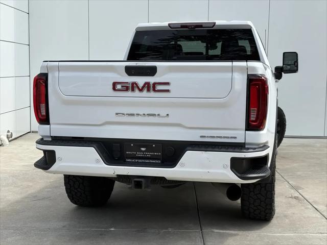 2022 GMC Sierra 2500HD 4WD Crew Cab Standard Bed Denali