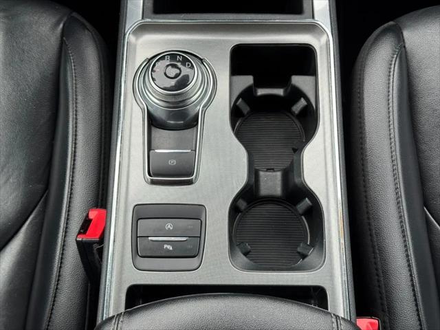 2022 Ford Edge Titanium