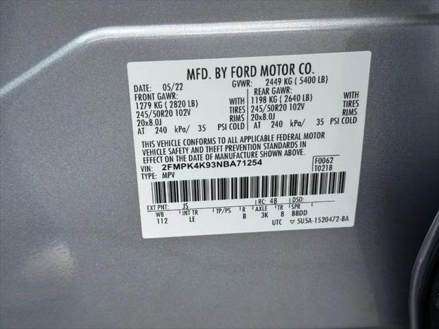 2022 Ford Edge Titanium