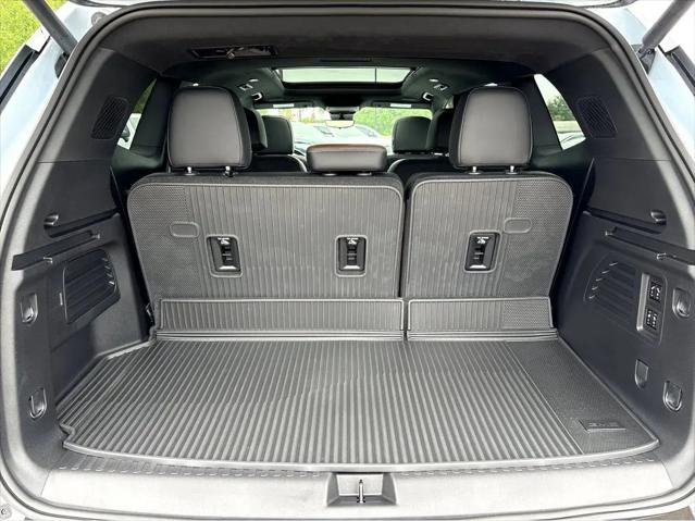 2026 GMC Acadia Denali Ultimate AWD
