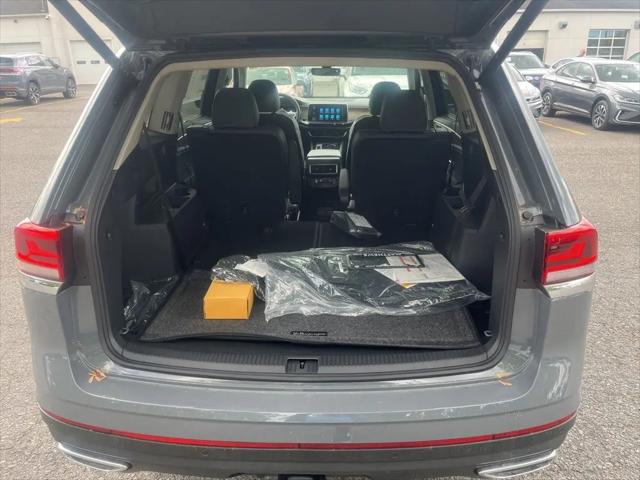 2026 Volkswagen Atlas SE with Technology