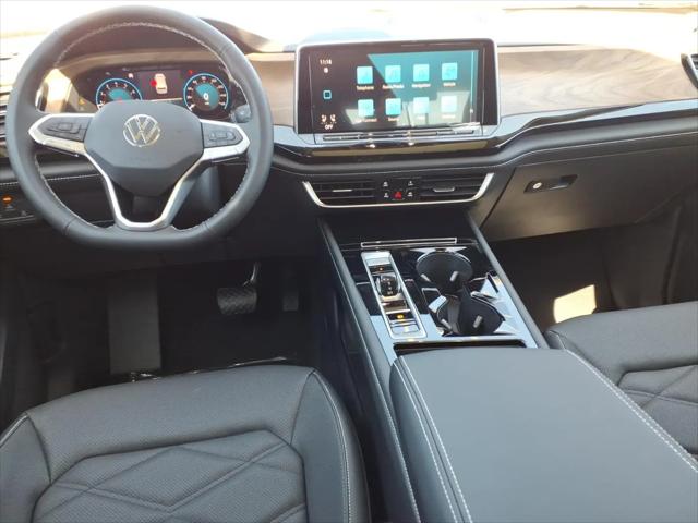 2026 Volkswagen Atlas SE with Technology