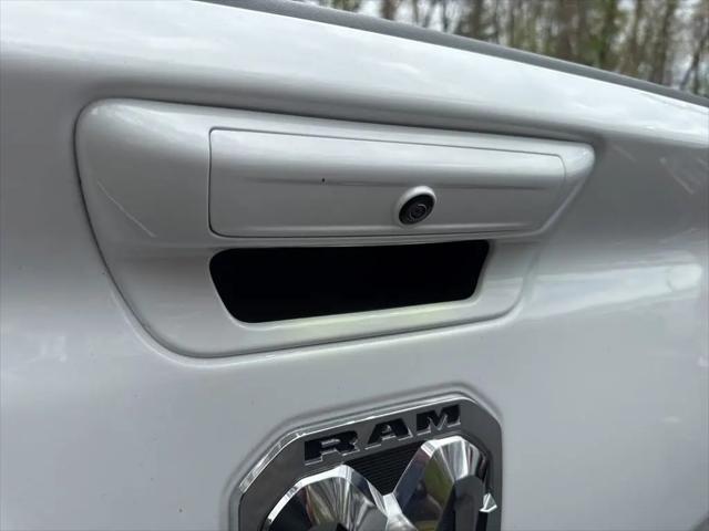 2023 Ram 1500 Big Horn Crew Cab 4x4 5'7" Box