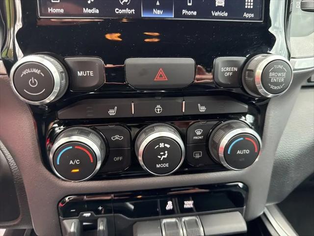 2023 Ram 1500 Big Horn Crew Cab 4x4 5'7" Box