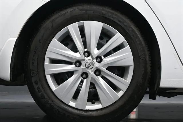 2024 Nissan Sentra S Xtronic CVT