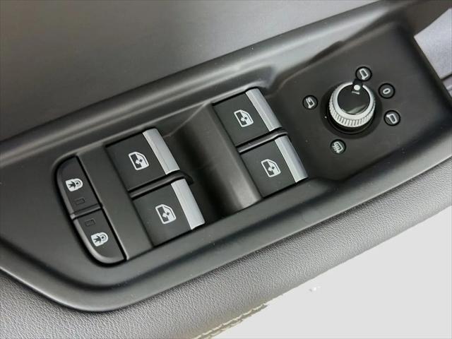 2023 Audi A4 Premium Plus 45 TFSI S line quattro S tronic