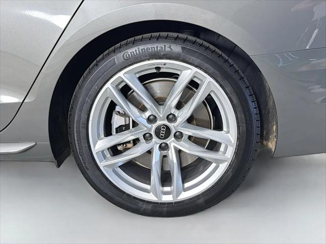 2023 Audi A4 Premium Plus 45 TFSI S line quattro S tronic