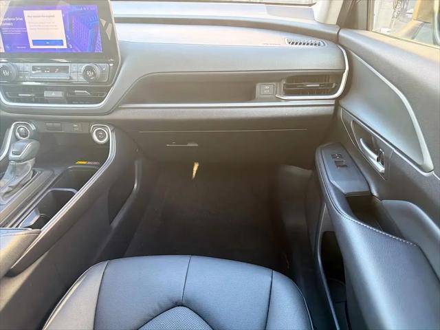 2025 Toyota Grand Highlander XLE