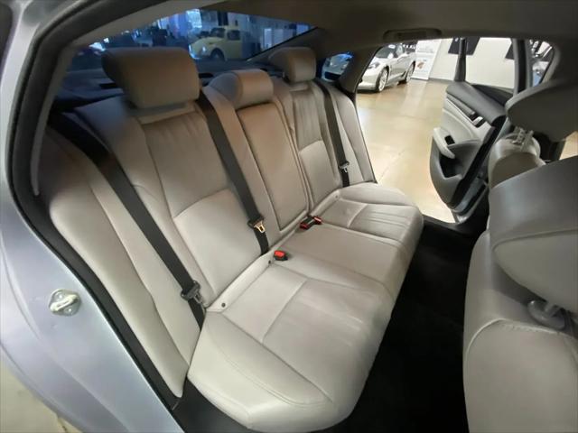 2020 Honda Accord Hybrid Touring