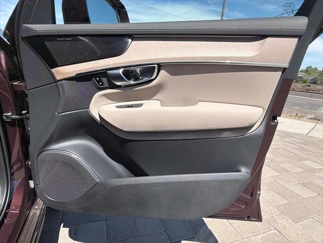 2026 Volvo XC90 Plug-In Hybrid Plus, T8 AWD, Electric/Gasoline, Bright, 7 Seats
