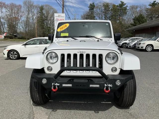 2016 Jeep Wrangler Unlimited Sahara