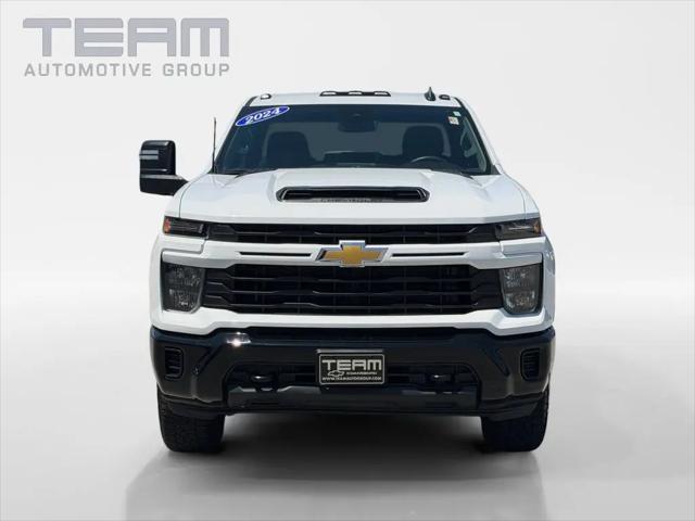 2024 Chevrolet Silverado 2500HD 4WD Double Cab Standard Bed Custom