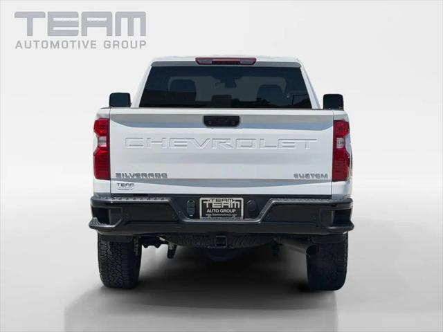 2024 Chevrolet Silverado 2500HD 4WD Double Cab Standard Bed Custom