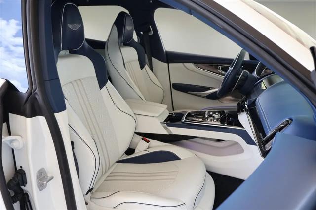 2025 Aston Martin DBX 707