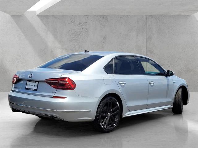 2018 Volkswagen Passat 2.0T R-Line