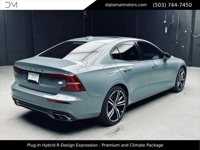2022 Volvo S60 Recharge T8 R-Design Expression Extended Range