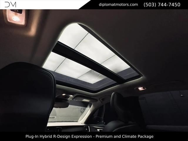 2022 Volvo S60 Recharge T8 R-Design Expression Extended Range
