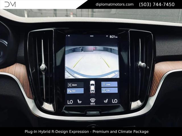 2022 Volvo S60 Recharge T8 R-Design Expression Extended Range