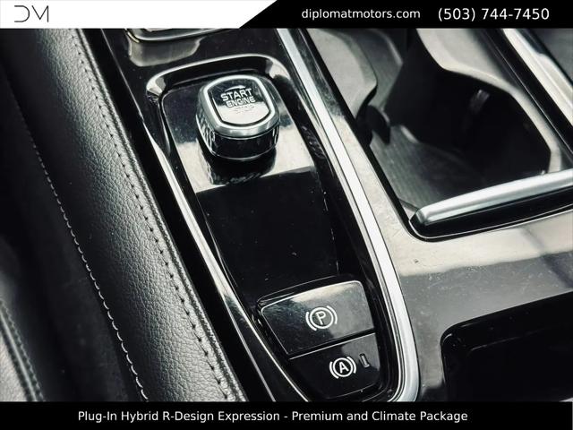 2022 Volvo S60 Recharge T8 R-Design Expression Extended Range
