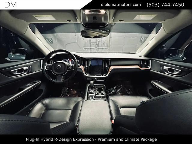 2022 Volvo S60 Recharge T8 R-Design Expression Extended Range