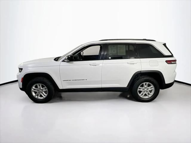 2023 Jeep Grand Cherokee Laredo 4x4