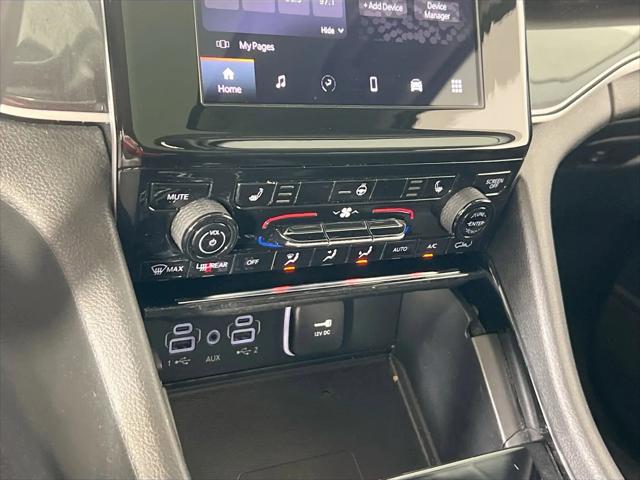 2023 Jeep Grand Cherokee Laredo 4x4