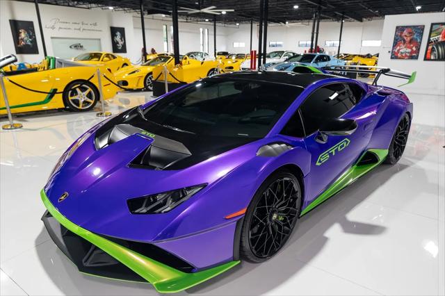 2023 Lamborghini Huracan Coupe