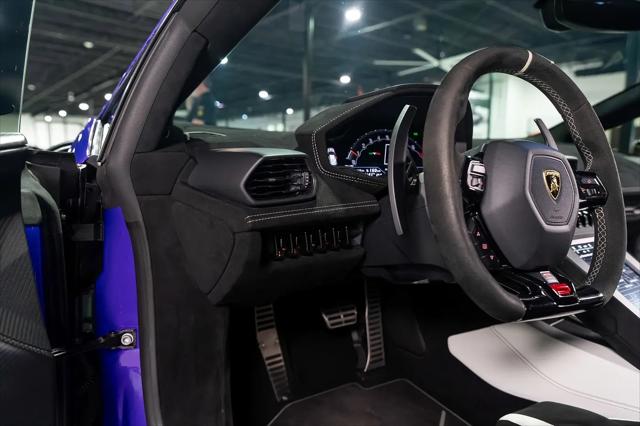 2023 Lamborghini Huracan Coupe